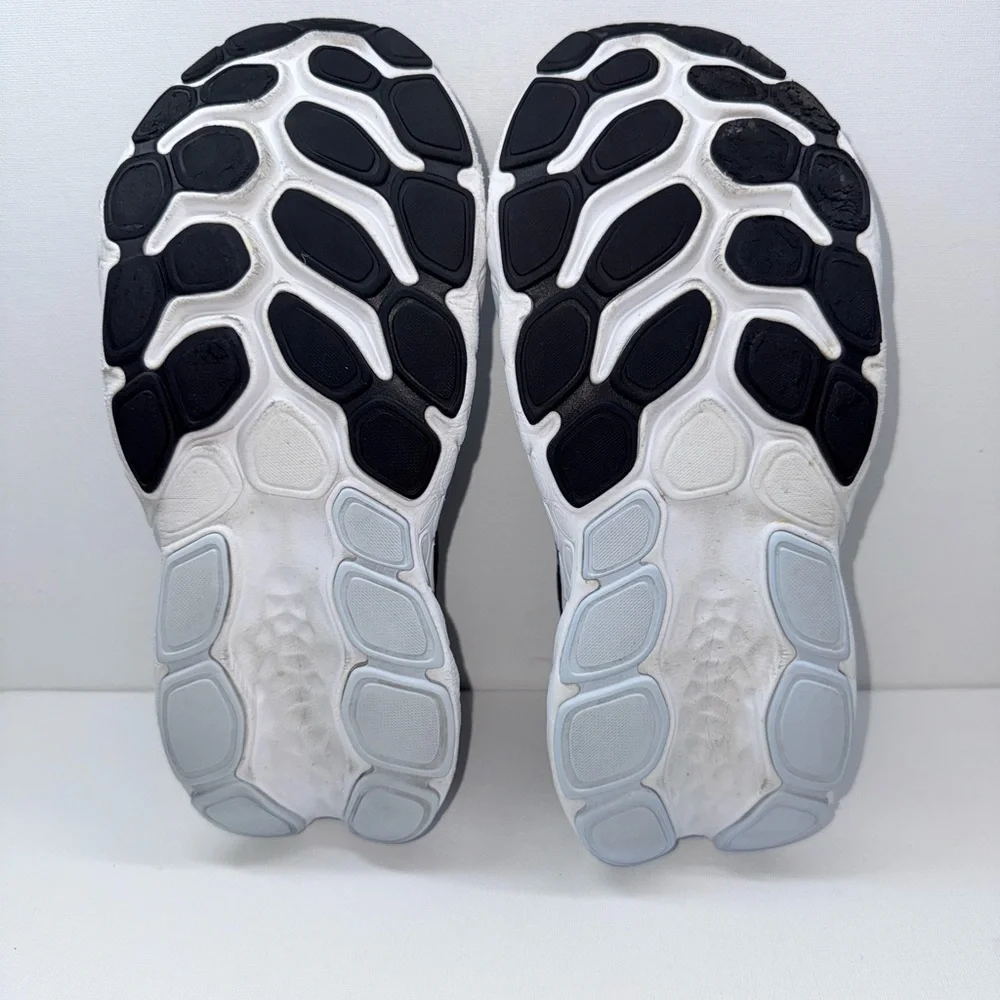 NEW BALANCE FRESH FOAM X MORE V4 UNISEX W-10. M-8.5 - Picture 6 of 9